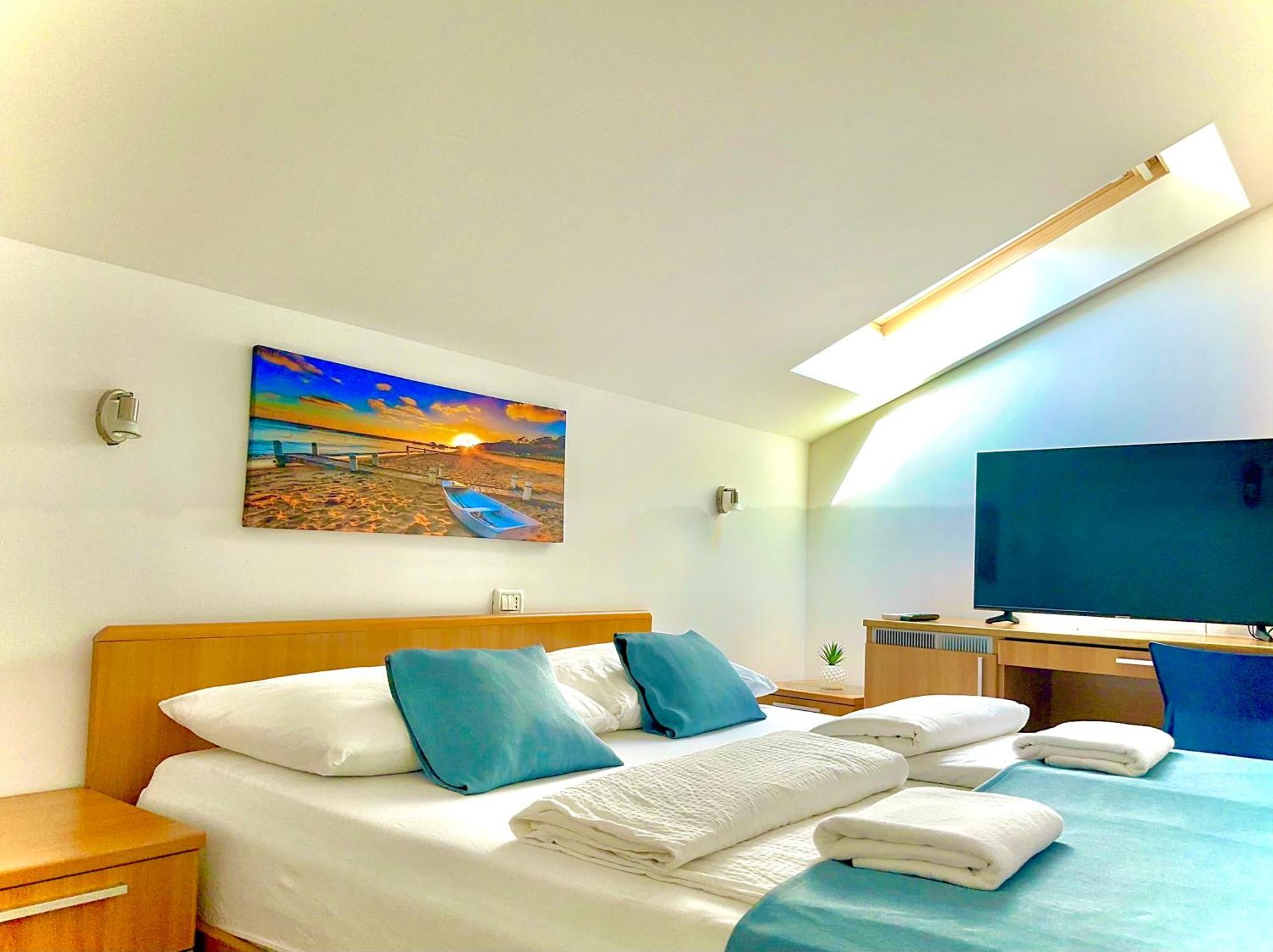 Garni Hotel Keltika Изола Экстерьер фото