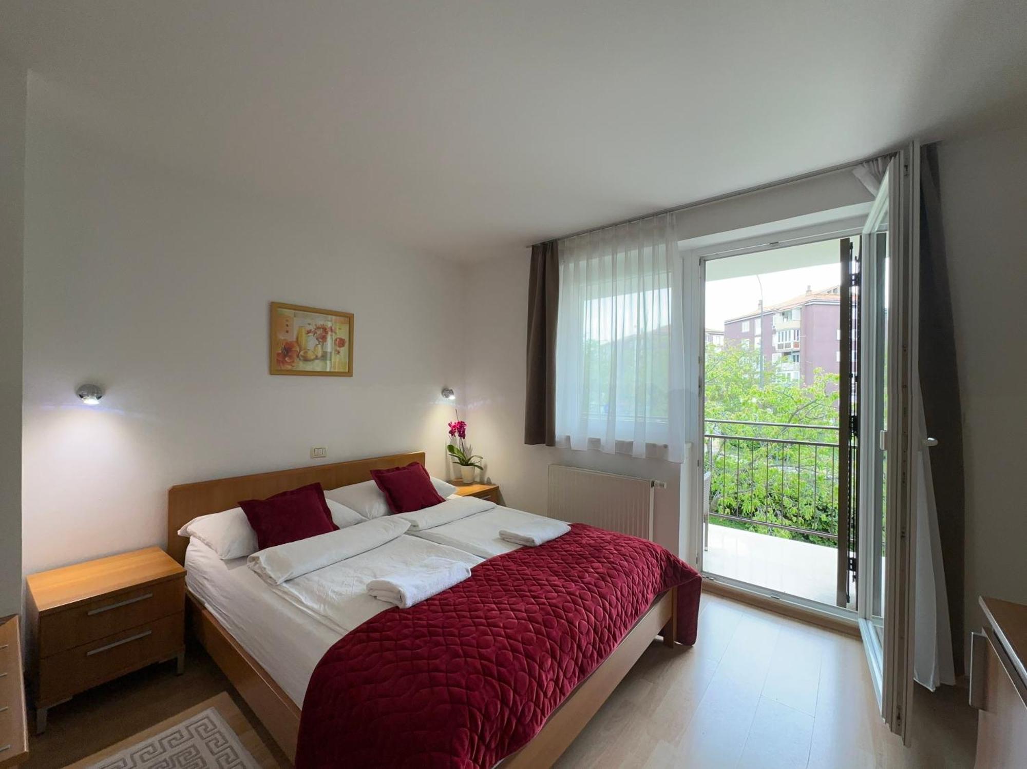 Garni Hotel Keltika Изола Экстерьер фото