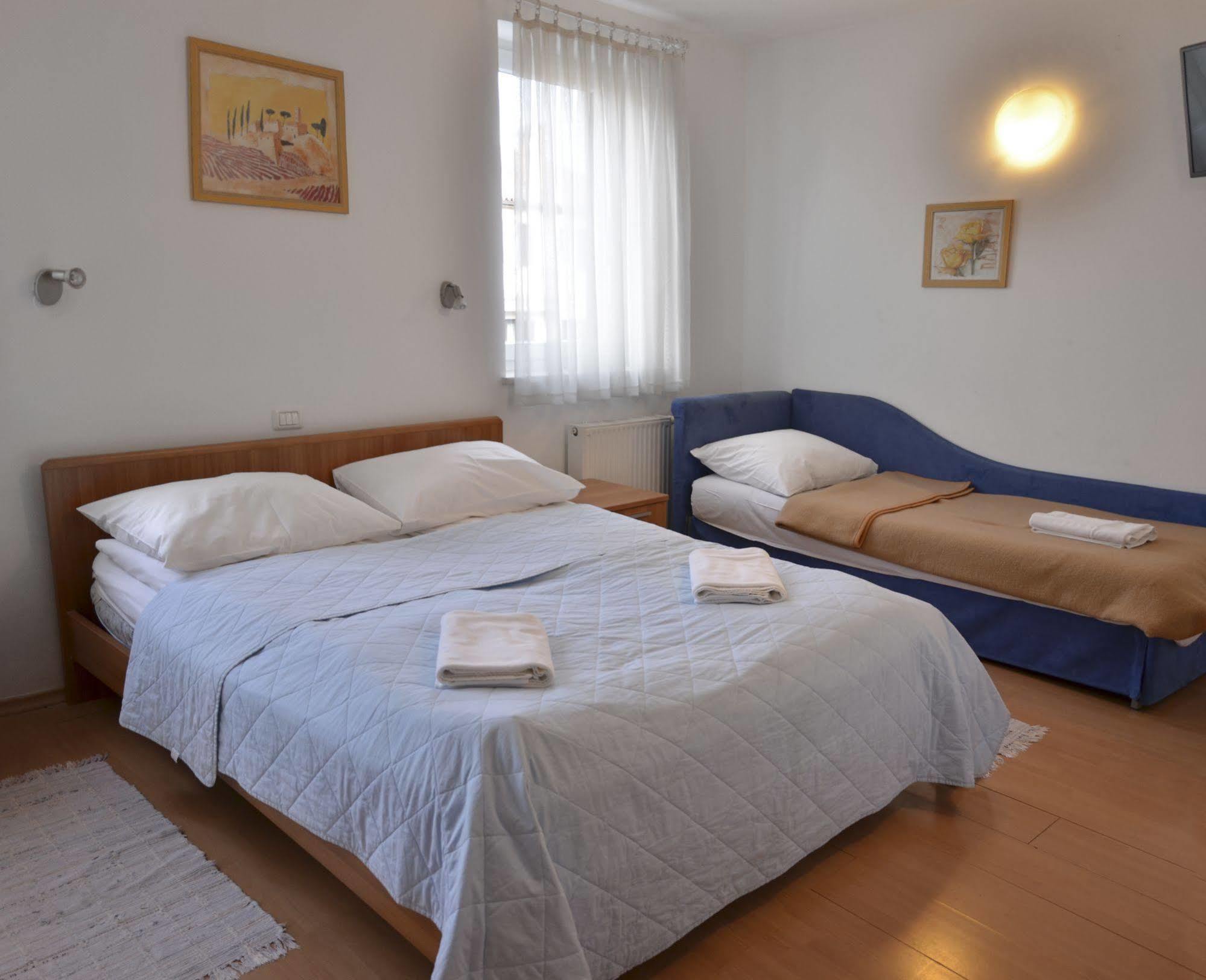Garni Hotel Keltika Изола Экстерьер фото